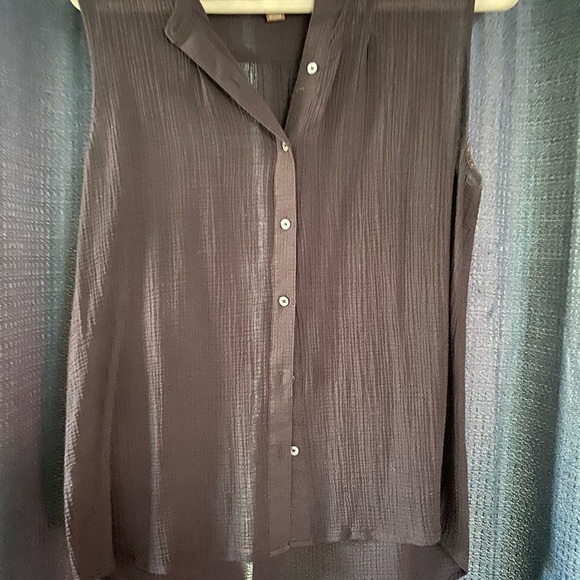 Sheer sleeveless top - Picture 3 of 3